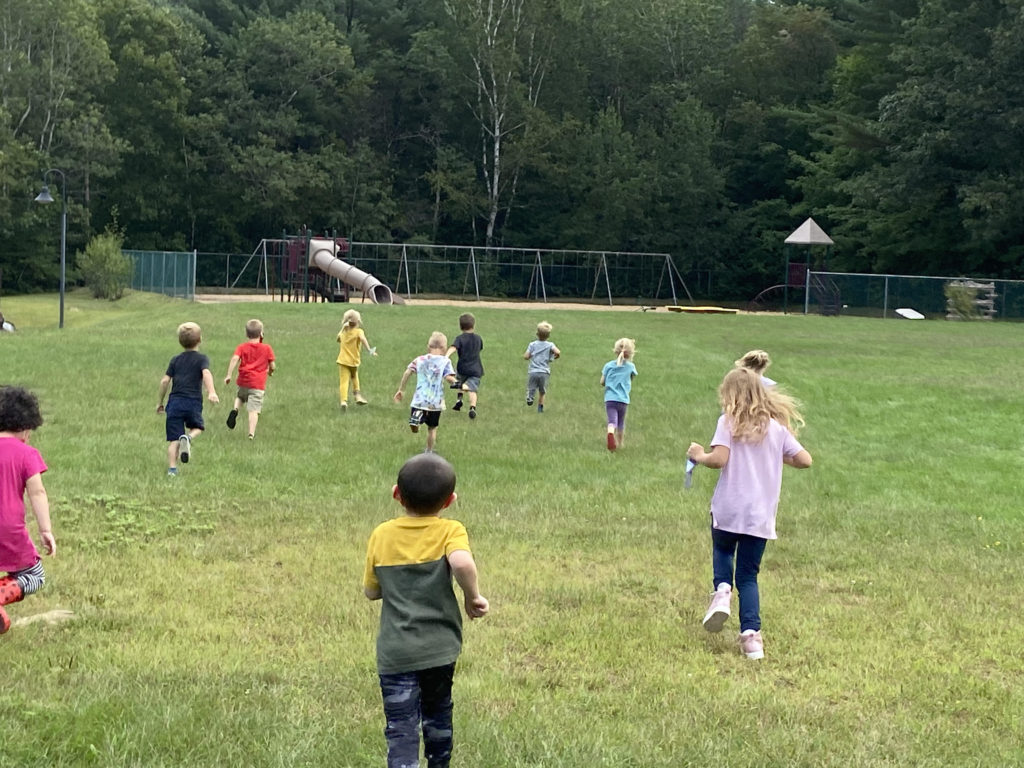 Featured image of article: HES students love recess!